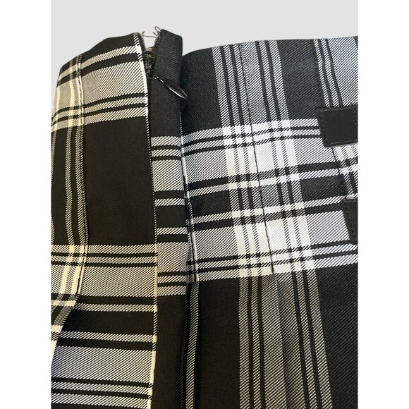 No Boundaries Juniors' Mini Denim Pleated Black & White Skirt Medium (7-9) NWOT - Picture 7 of 7